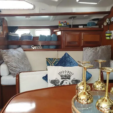 Luxury Yacht 
